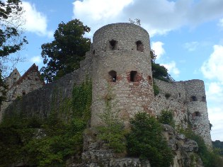 Burg in Pappenheim - Altm&uuml;hltal-Radweg