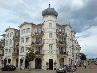 Radweg Berlin - Usedom: B&auml;derarchitektur in Ahlbeck