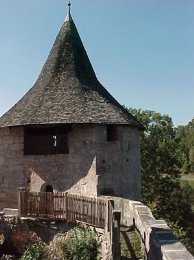 Hungerturm in Creu&szlig;en, Main-Radweg
