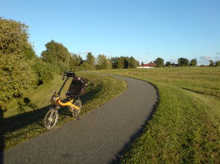 Ostsee-Radweg bei Lobbe auf R&uuml;gen