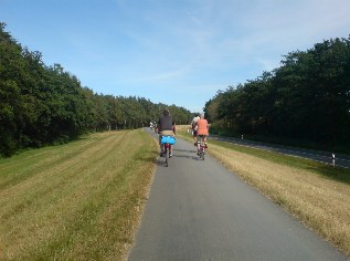 Unterwegs auf dem Ostsee-Radweg zwischen Prerow und Zingst