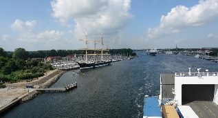 Segelschulschiff Passat in Travem&uuml;nde