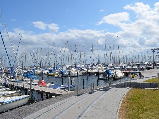 Gr&ouml;mitz, Ostseek&uuml;sten-Radweg