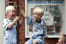 Kindheitsmuseum in Sch&ouml;nberg, Ostseek&uuml;sten-Radweg